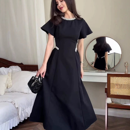 Elegant Pearl-Embellished Short Sleeve Round Neck Midi Dress – 2026 Summer Collection