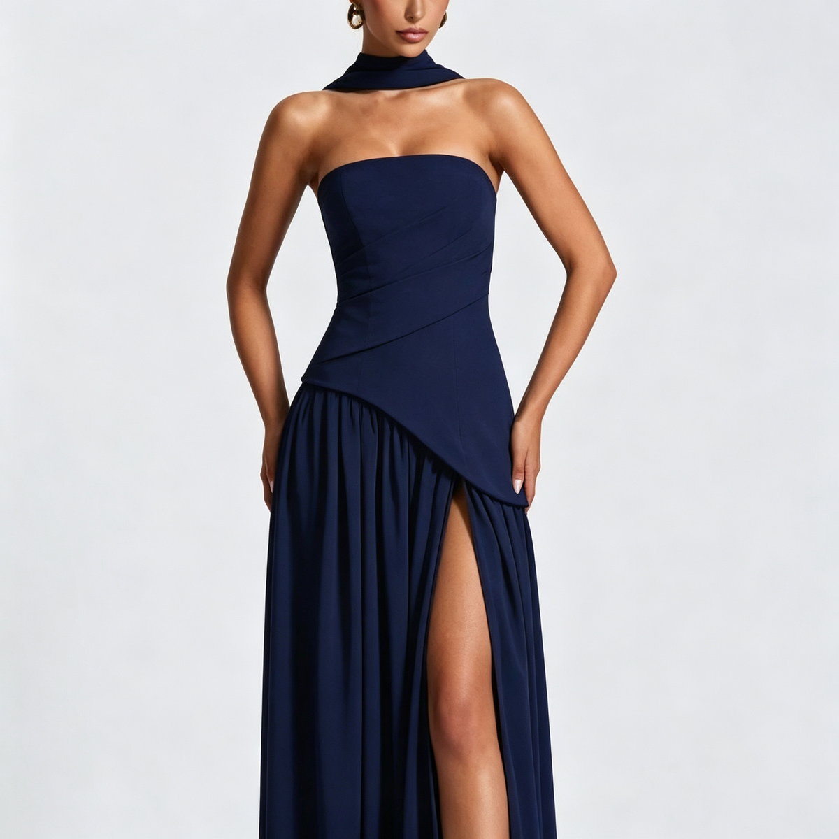 Elegant Strapless High-Slit Maxi Evening Gown with Matching Neck Scarf